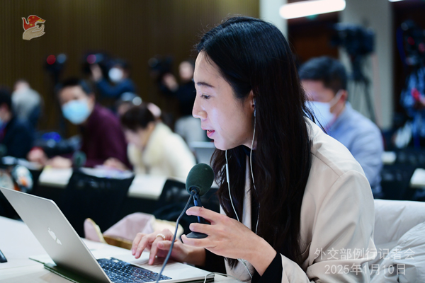 例行记者会2.jpg